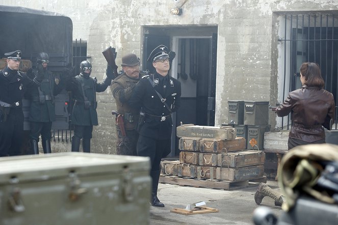 Agents of S.H.I.E.L.D. - Varjoissa - Kuvat elokuvasta