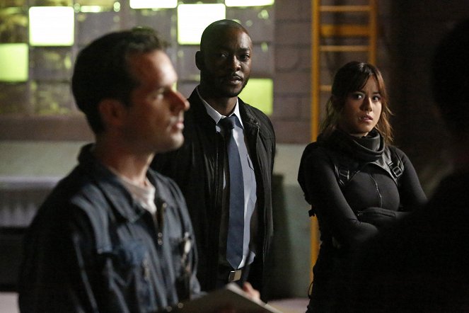 Os Agentes S.H.I.E.L.D. - Season 2 - Heavy Is the Head - Do filme - Chloe Bennet