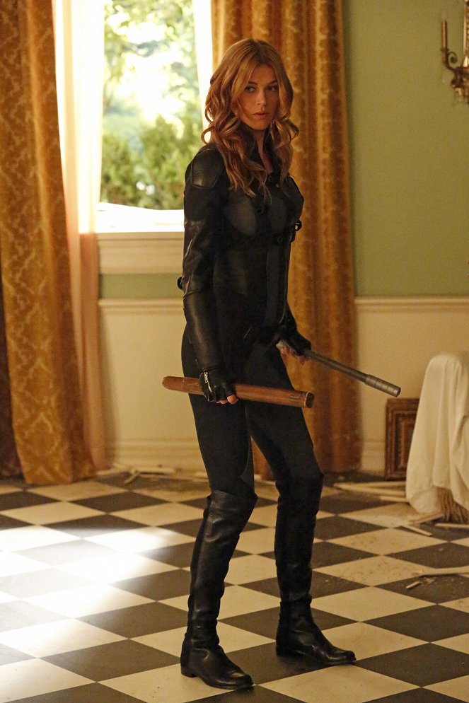 Agents of S.H.I.E.L.D. - A Fractured House - Photos - Adrianne Palicki