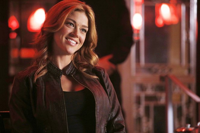 Agents of S.H.I.E.L.D. - Season 2 - A Fractured House - Photos - Adrianne Palicki