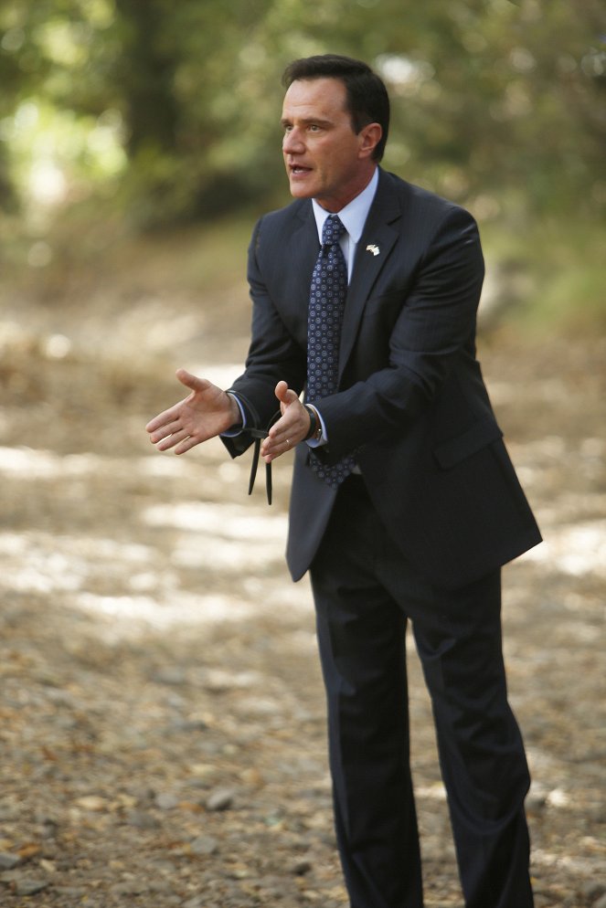 Agents of S.H.I.E.L.D. - The Things We Bury - Photos