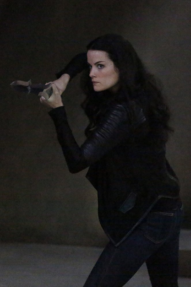 Agents of S.H.I.E.L.D. - Who You Really Are - Photos