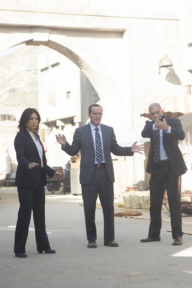 Agenti S.H.I.E.L.D. - Melinda - Z filmu - Ming-Na Wen, Clark Gregg