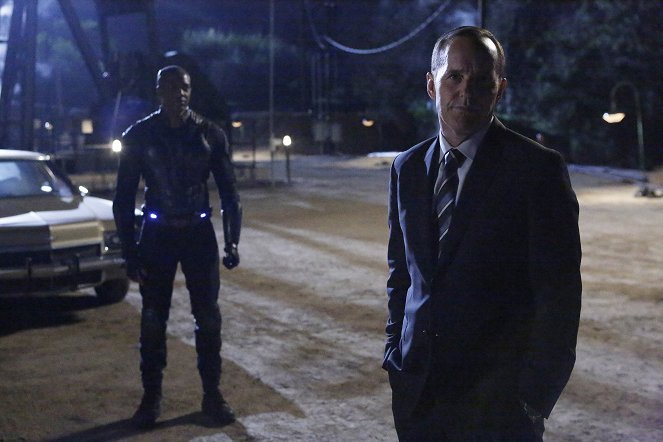 Agents of S.H.I.E.L.D. - Season 2 - Frenemy of My Enemy - Photos - Clark Gregg