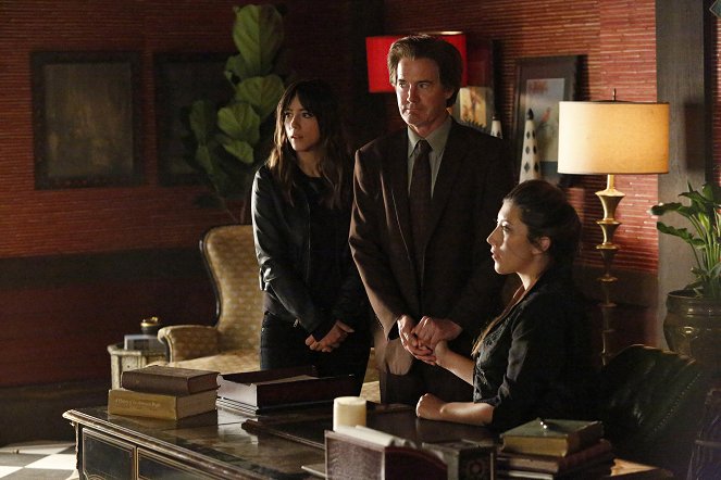 Os Agentes S.H.I.E.L.D. - Season 2 - Scars - Do filme - Chloe Bennet, Dichen Lachman