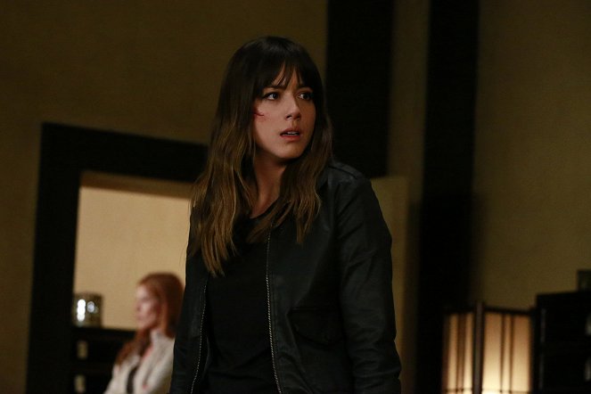 Os Agentes S.H.I.E.L.D. - S.O.S. Part 1 - Do filme - Chloe Bennet