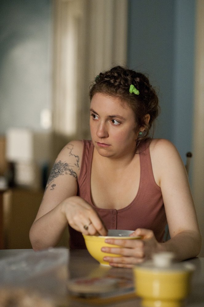 Girls - Season 1 - Hard Being Easy - Photos - Lena Dunham