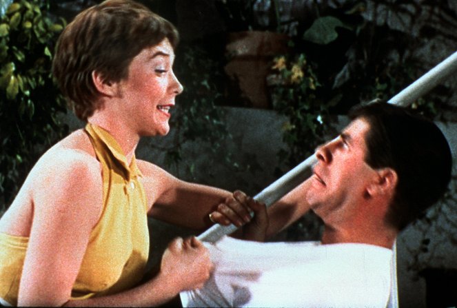 Artists and Models - Van film - Shirley MacLaine