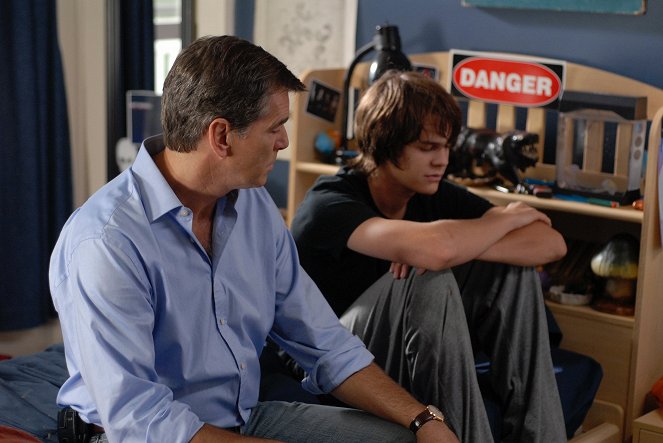 Sem Ti - Do filme - Pierce Brosnan, Johnny Simmons