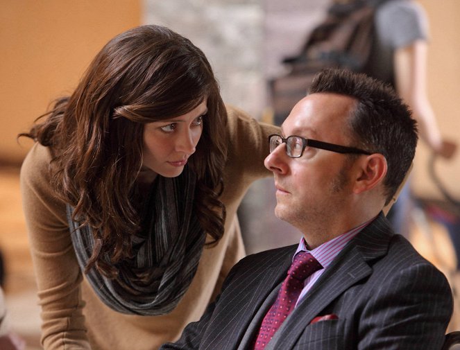 Person of Interest - Bad Code - Photos - Amy Acker, Michael Emerson
