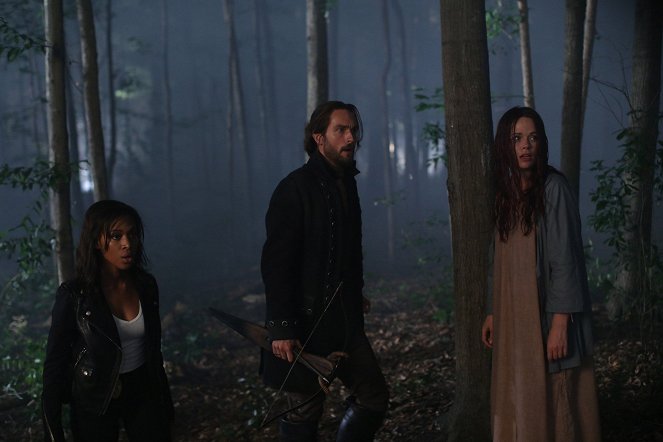 Sleepy Hollow - Photos - Nicole Beharie, Tom Mison, Katia Winter