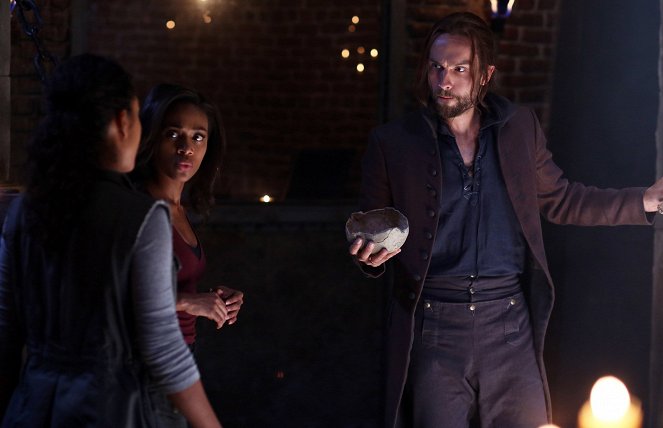 Jeździec bez głowy - Season 2 - A otchłań na powrót spogląda - Z filmu - Nicole Beharie, Tom Mison