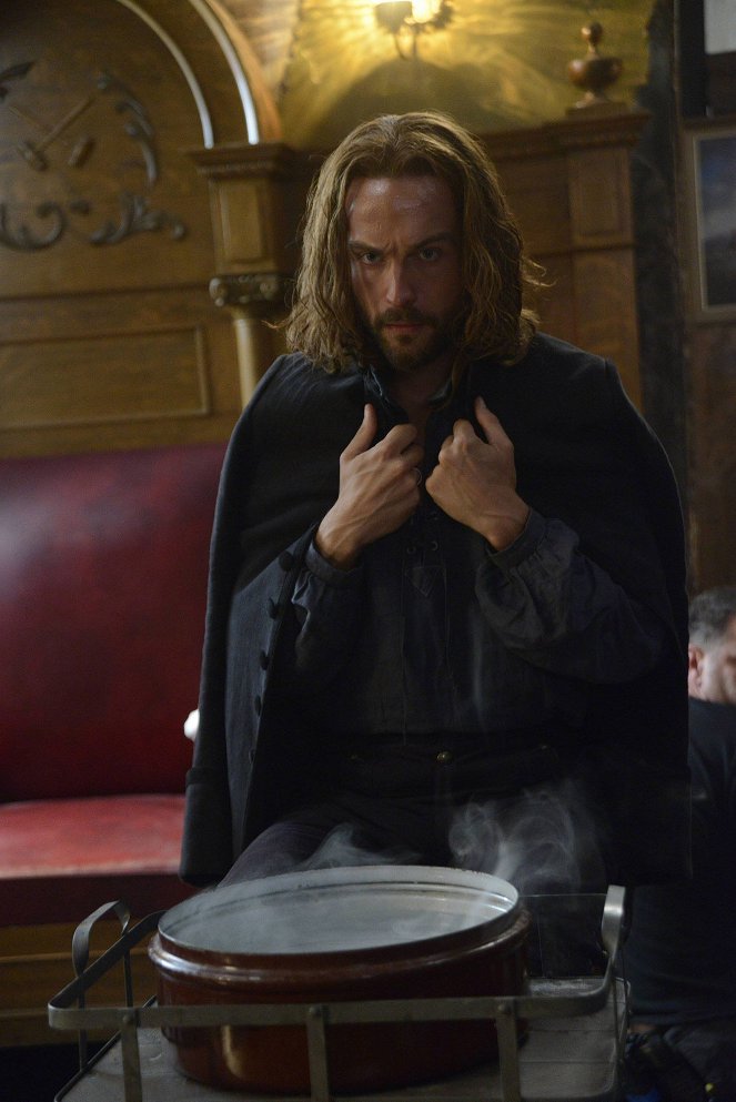 Sleepy Hollow - Mama - Do filme - Tom Mison