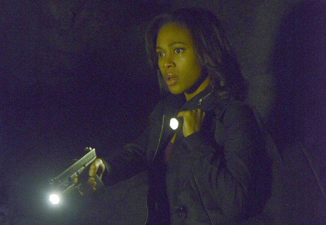 Sleepy Hollow - What Lies Beneath - De la película - Nicole Beharie