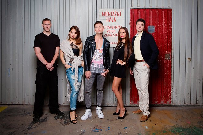 Golden Youth - Promo - Jiří Kocman, Cao Hoang Yen, Renato Salerno, Nicoleta Vojkůvková, Michal Staněk
