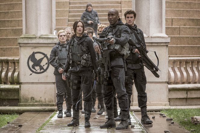 Hunger Games: Síla vzdoru 2. část - Z filmu - Josh Hutcherson, Elden Henson, Jennifer Lawrence, Mahershala Ali, Liam Hemsworth