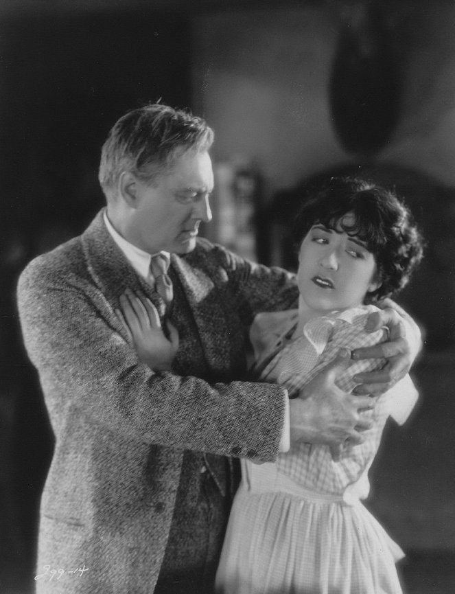Body and Soul - Van film - Lionel Barrymore, Aileen Pringle