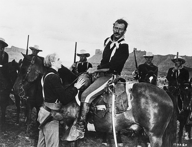 Sárga szalagot viselt - Filmfotók - John Wayne