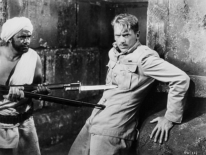 Gunga Din - Do filme - Douglas Fairbanks Jr.