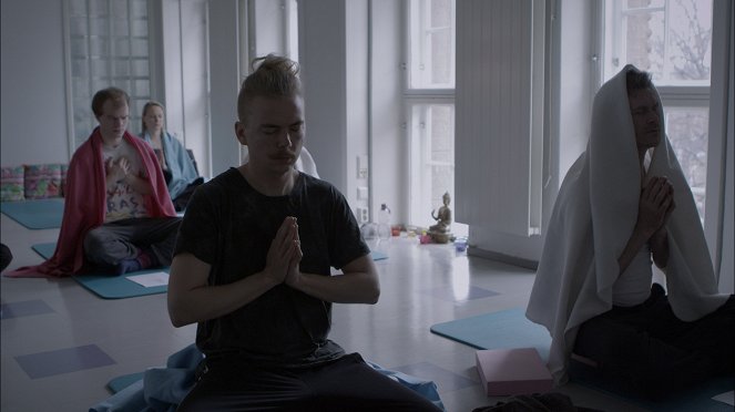 Onnelliset - Do filme - Wille Hyvönen