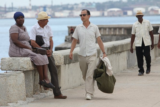 Papa Hemingway in Cuba - Photos - Giovanni Ribisi
