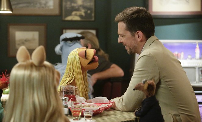 The Muppets - Filmfotos - Ed Helms