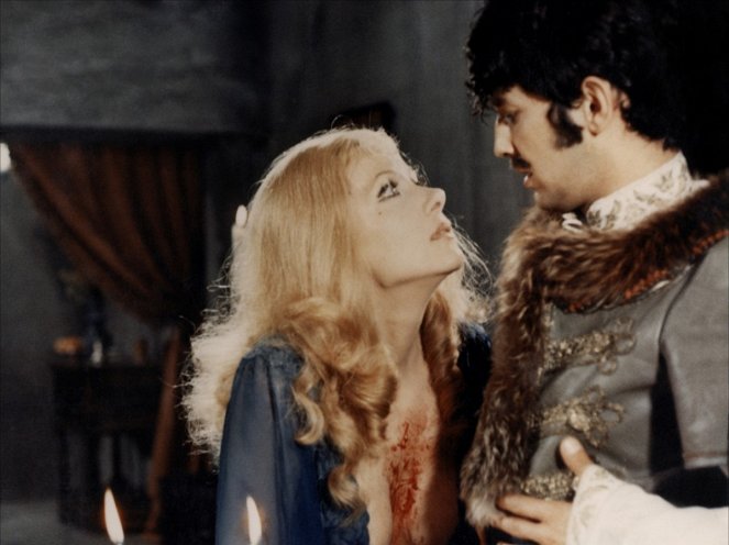 Draculan himo - Kuvat elokuvasta - Ingrid Pitt, Sandor Elès