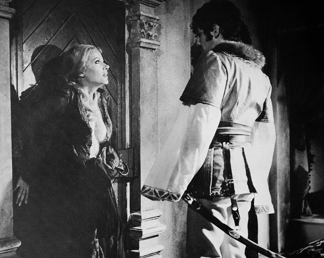 La Comtesse Dracula - Film - Ingrid Pitt