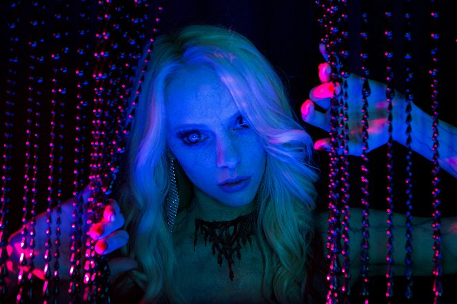 Scouts Guide to the Zombie Apocalypse - Photos - Elle Evans