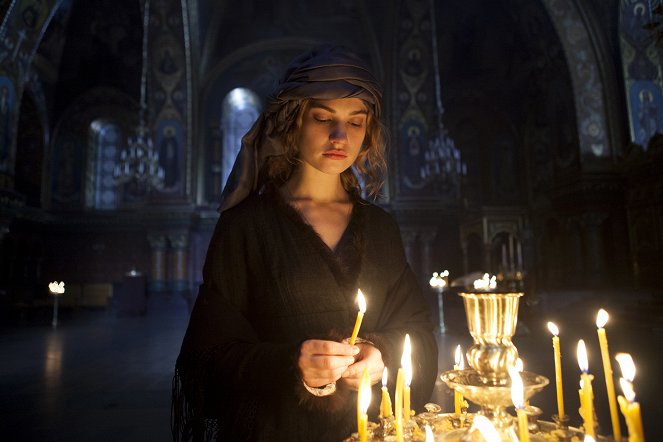 War and Peace - Episode 4 - Z filmu - Lily James