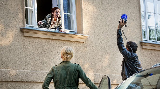 Heiter bis tödlich - Akte Ex - Season 2 - Kleinvieh macht auch Mist - Photos - Eva-Maria Kurz