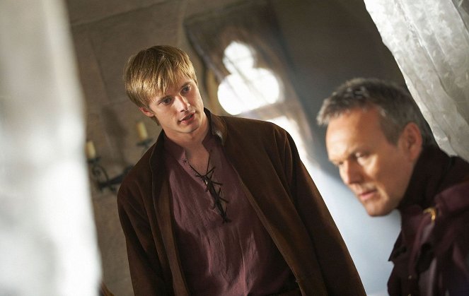Merlin - A Remedy To Cure All Ills - Van film - Bradley James, Anthony Head