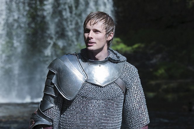Merlin - Season 4 - Aithusa - Photos - Bradley James