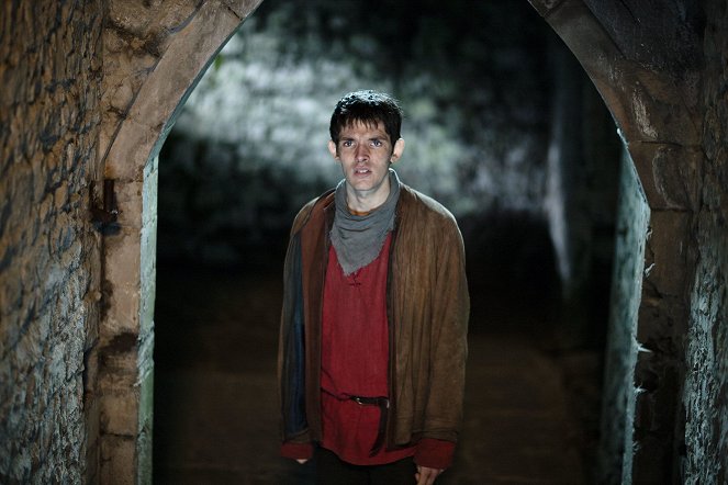 Merlin - Season 4 - Aithusa - Photos - Colin Morgan