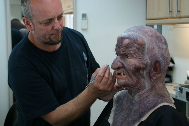 Merlin - Season 2 - Beauty and the Beast - Part 2 - Making of