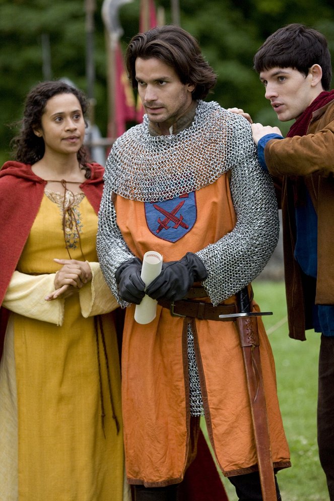 Merlin - Season 1 - Lancelot - Photos - Angel Coulby, Santiago Cabrera, Colin Morgan