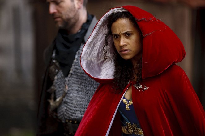 Merlin - Lancelot and Guinevere - Photos - Angel Coulby