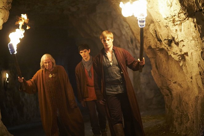Merlin kalandjai - A jel - Filmfotók - Richard Wilson, Colin Morgan, Bradley James