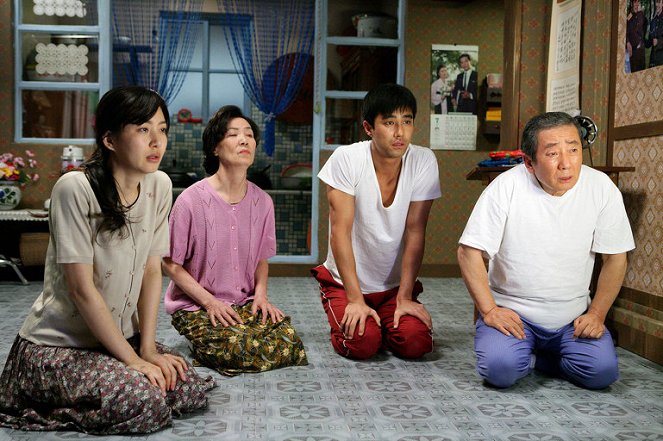 Gukkyeongui namjjok - Kuvat elokuvasta - Ah-hyeon Lee, Mi-won Won, Seung-won Cha, Jae-ho Song