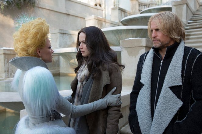 The Hunger Games - Mockingjay: Part 2 - Filmfotos - Elizabeth Banks, Jennifer Lawrence, Woody Harrelson