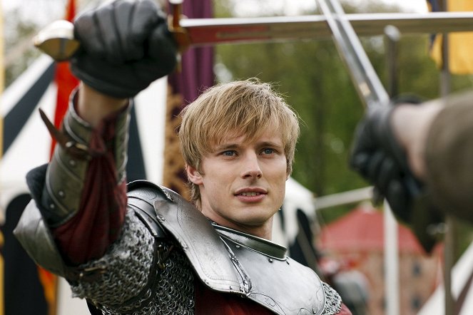 Merlin - Season 2 - Un assassin pour Arthur - Film - Bradley James
