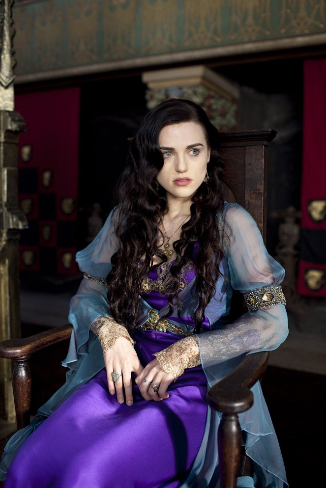 Merlín - El cazador de brujas - Promoción - Katie McGrath