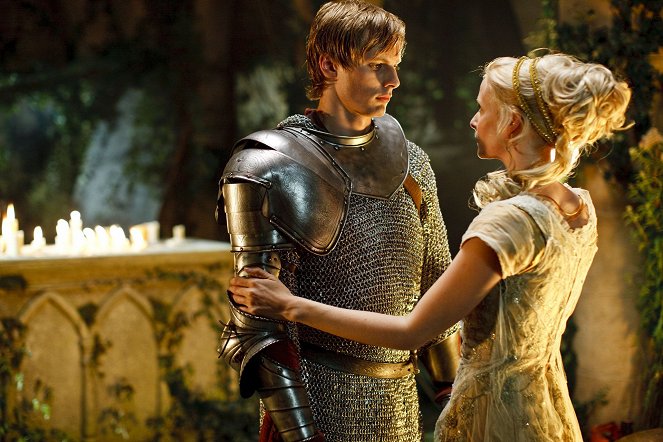 Merlin - The Sins of the Father - Photos - Bradley James, Alice Patten