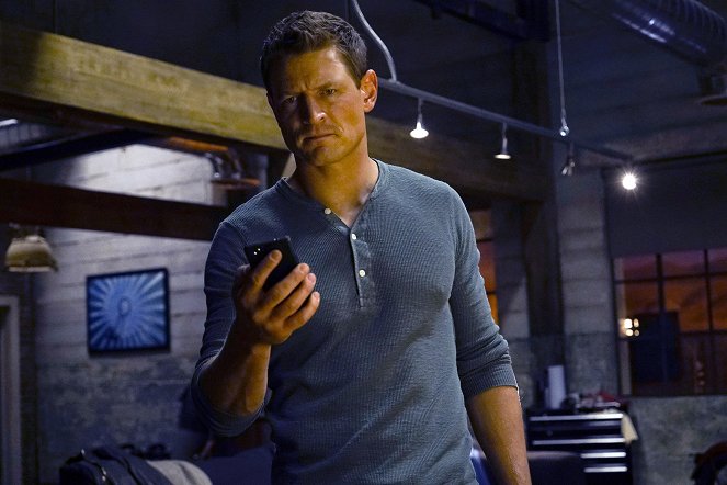 The Player - L.A. Takedown - Photos - Philip Winchester