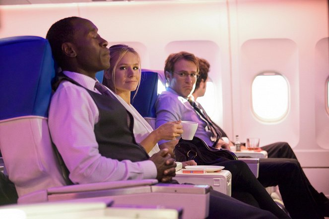 House of Lies - Our Descent Into Los Angeles - Photos - Kristen Bell