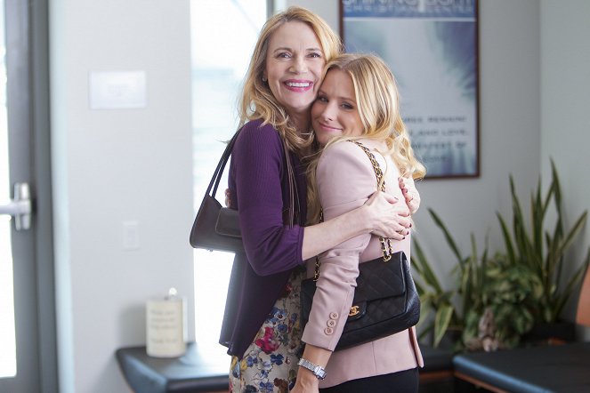 House of Lies - Season 1 - Prologue and Aftermath - Photos - Peggy Lipton, Kristen Bell