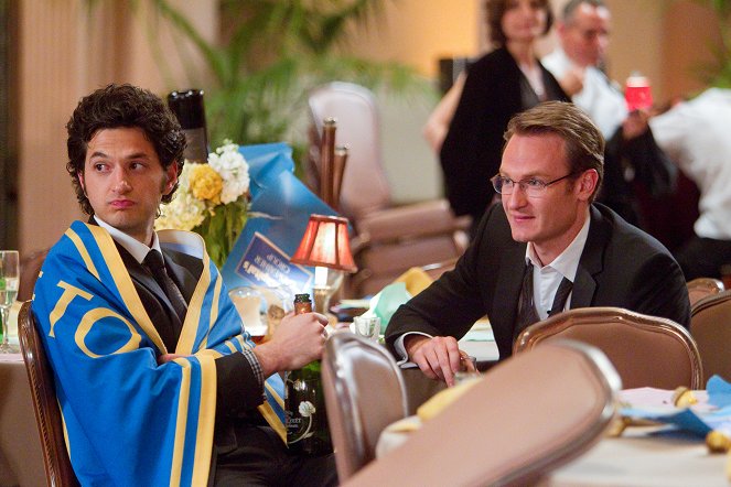 House of Lies - Season 1 - The Mayan Apocalypse - Photos - Ben Schwartz, Josh Lawson