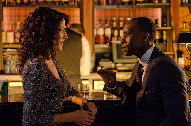 House of Lies - The Runner Stumbles - Photos - Don Cheadle