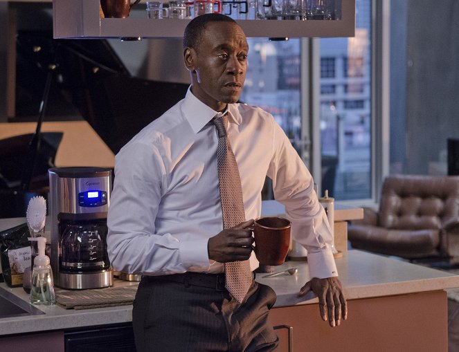 House of Lies - Season 2 - Exit Strategy - Photos - Don Cheadle