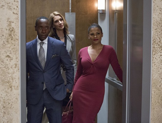 House of Lies - Exit Strategy - Photos - Don Cheadle, Dawn Olivieri